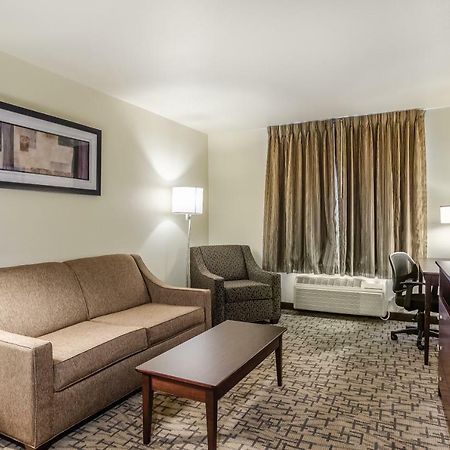 Cobblestone Inn & Suites - Bridgeport Bagian luar foto