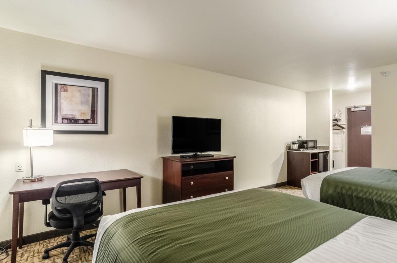 Cobblestone Inn & Suites - Bridgeport Bagian luar foto