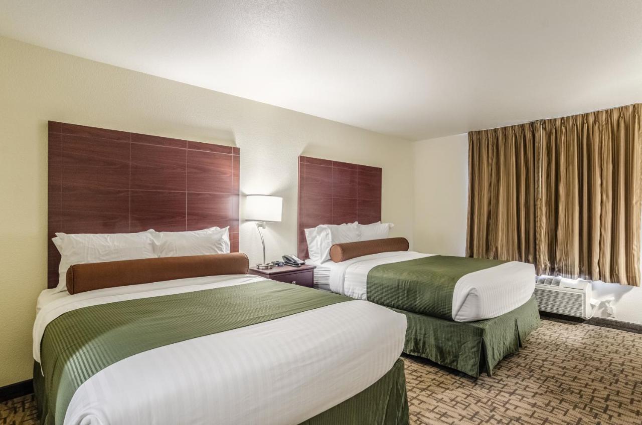 Cobblestone Inn & Suites - Bridgeport Bagian luar foto