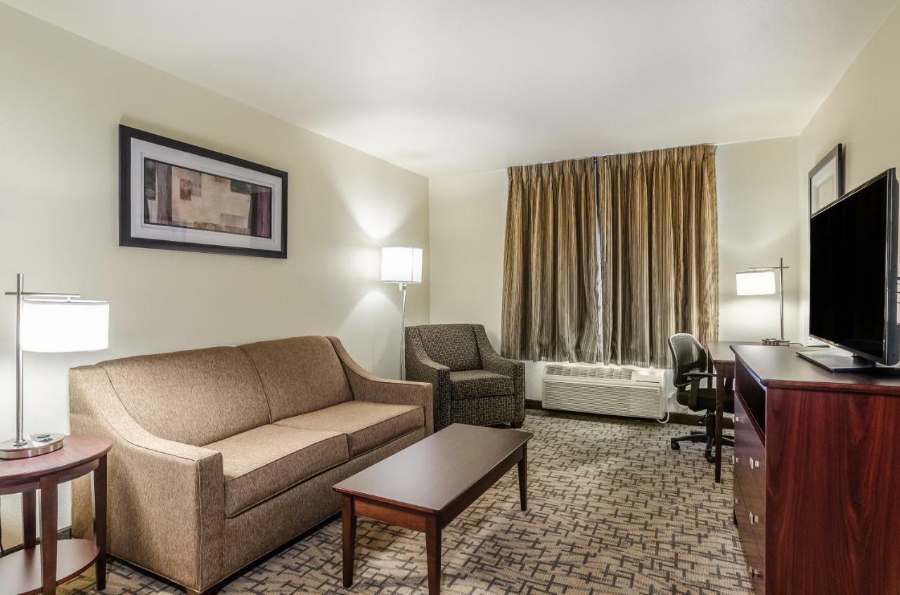 Cobblestone Inn & Suites - Bridgeport Bagian luar foto